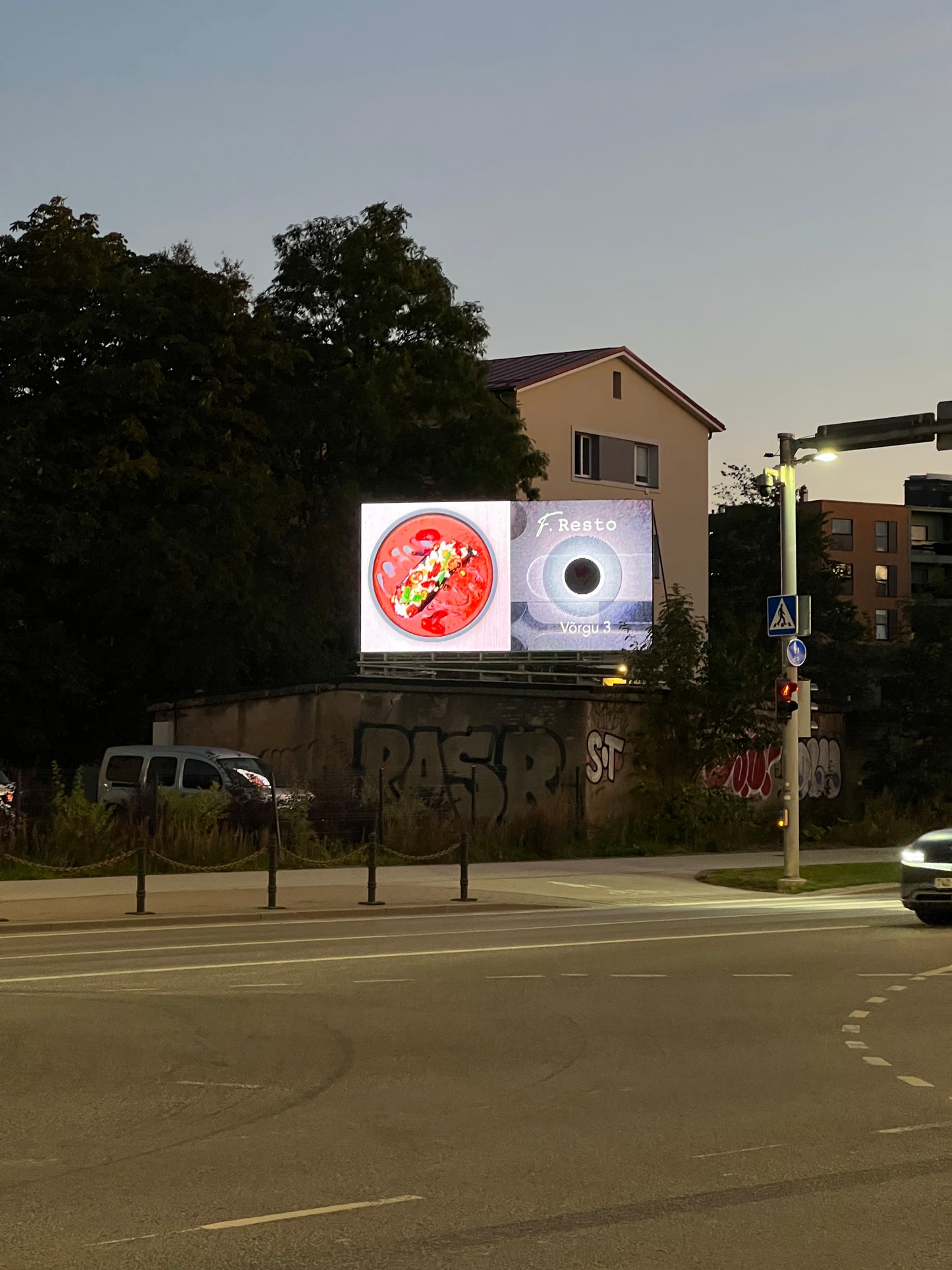 LED Reidi tee / LED Reidi tee / Uus-Sadama ristmik ristmik